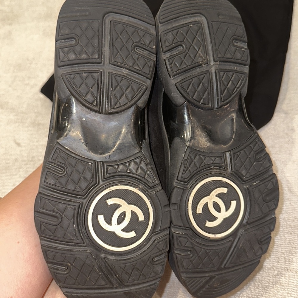 Black Chanel women’s sneakers - Picture 5 of 9